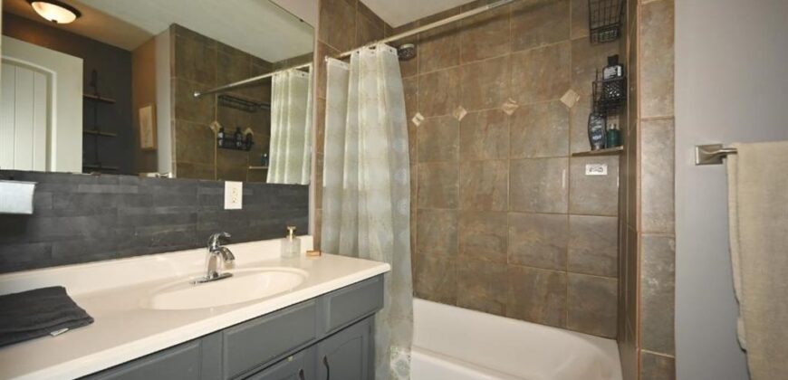 705 THOMAS Street, Platte City, MO 64079