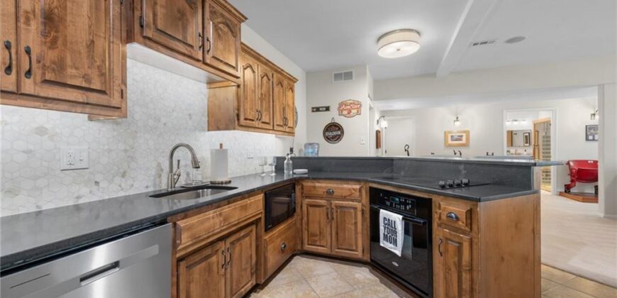 8370 92 Highway, Platte City, MO 64079