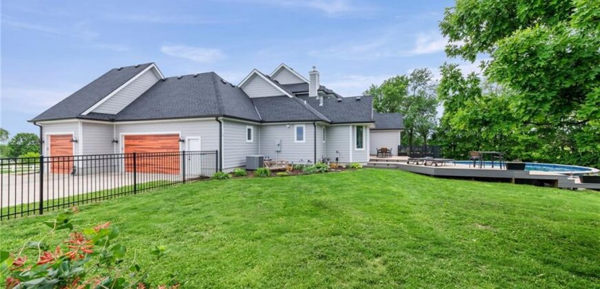8370 92 Highway, Platte City, MO 64079