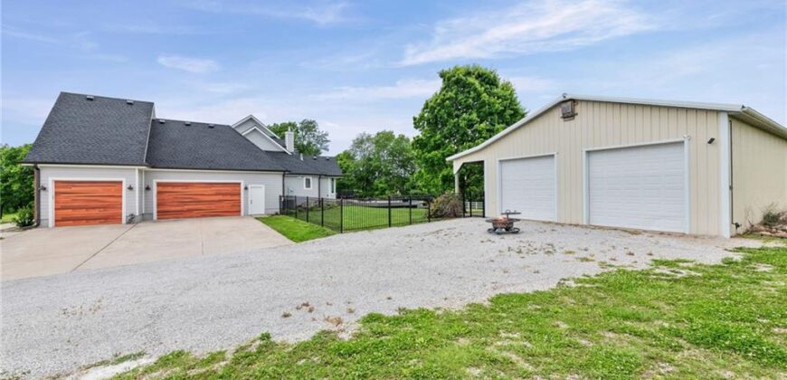 8370 92 Highway, Platte City, MO 64079