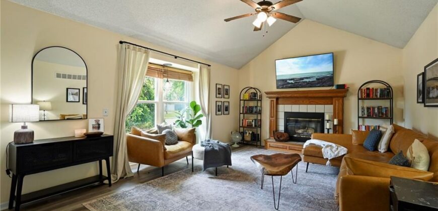 905 Oak Ridge, Kearney, MO 64060