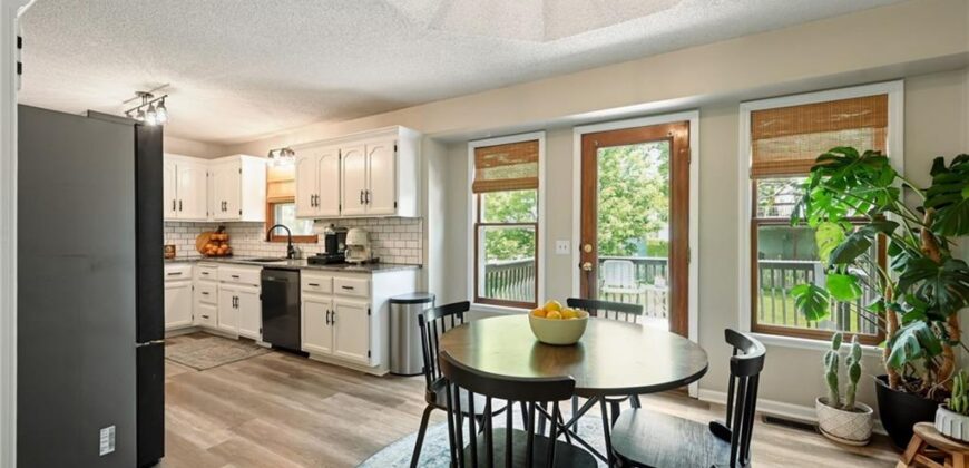 905 Oak Ridge, Kearney, MO 64060