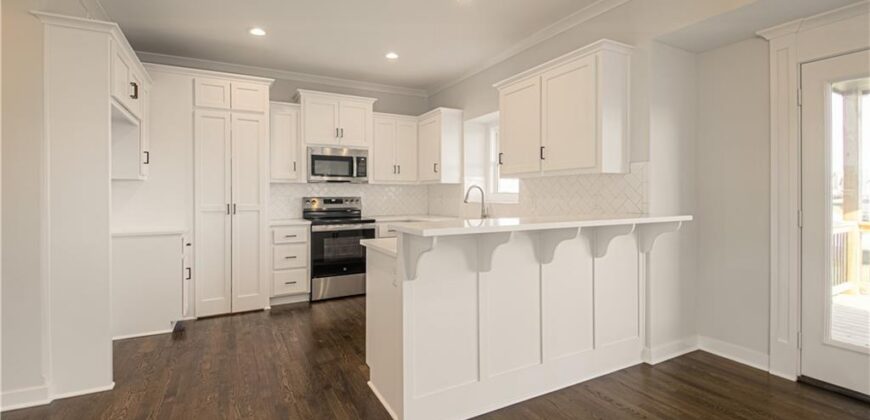 6004 NE 118th Street, Kansas City, MO 64156
