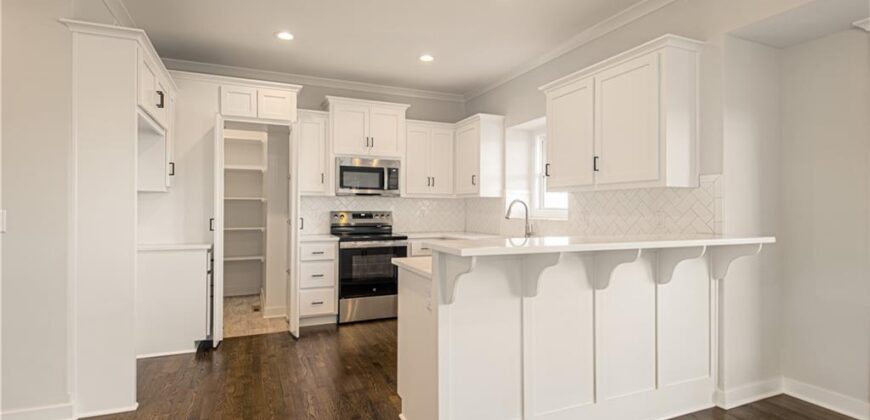 6004 NE 118th Street, Kansas City, MO 64156