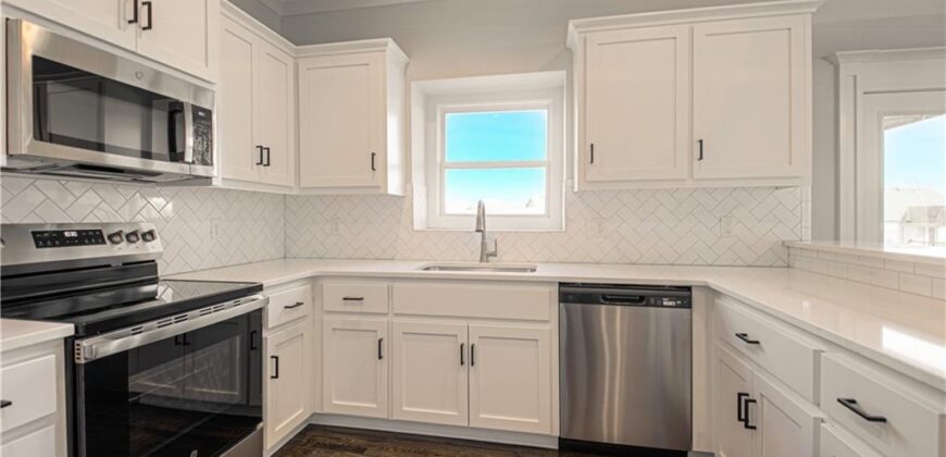6004 NE 118th Street, Kansas City, MO 64156