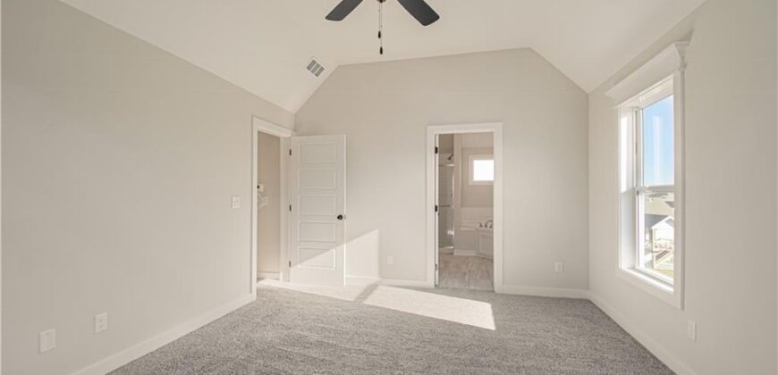 6004 NE 118th Street, Kansas City, MO 64156