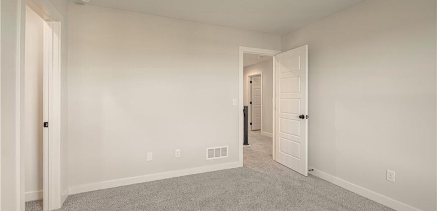 6004 NE 118th Street, Kansas City, MO 64156