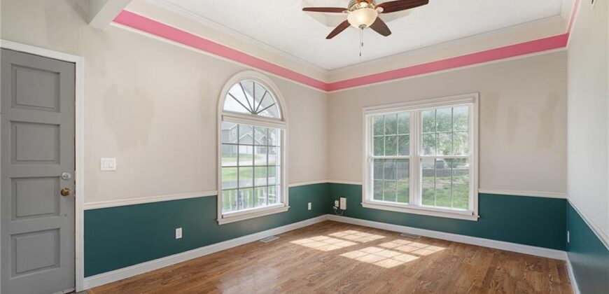 7305 Erika Court, Pleasant Valley, MO 64068