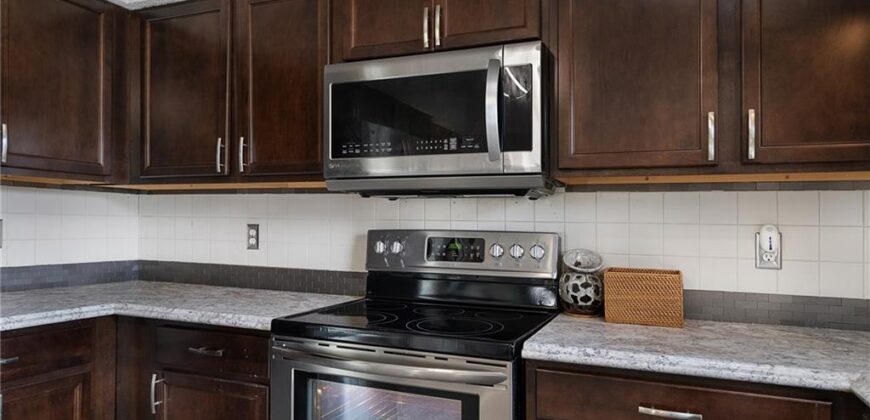 7305 Erika Court, Pleasant Valley, MO 64068
