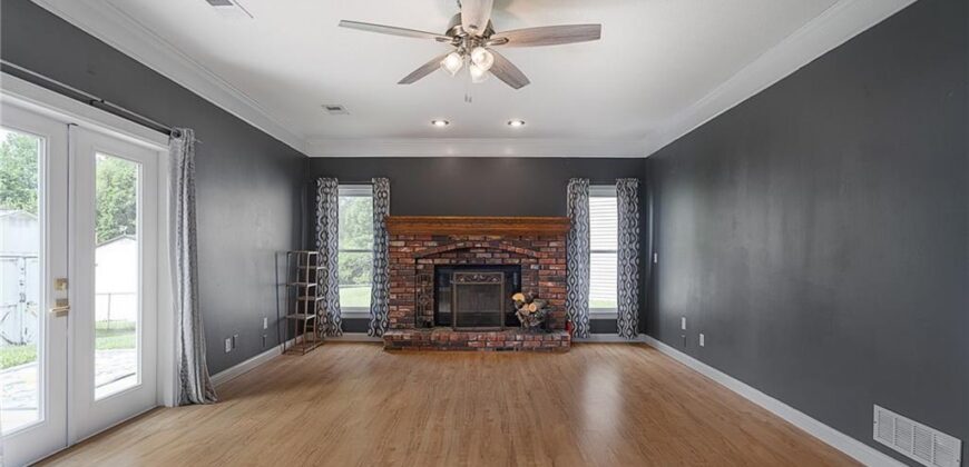 7305 Erika Court, Pleasant Valley, MO 64068