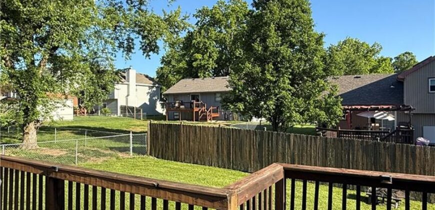 7305 Erika Court, Pleasant Valley, MO 64068
