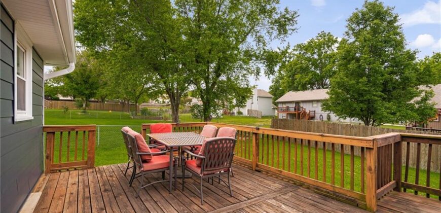 7305 Erika Court, Pleasant Valley, MO 64068