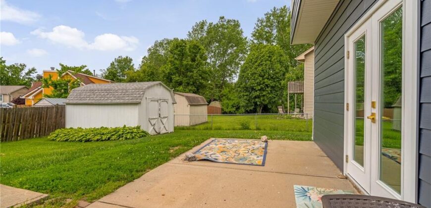 7305 Erika Court, Pleasant Valley, MO 64068