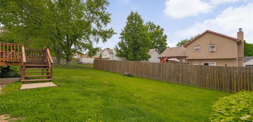 7305 Erika Court, Pleasant Valley, MO 64068