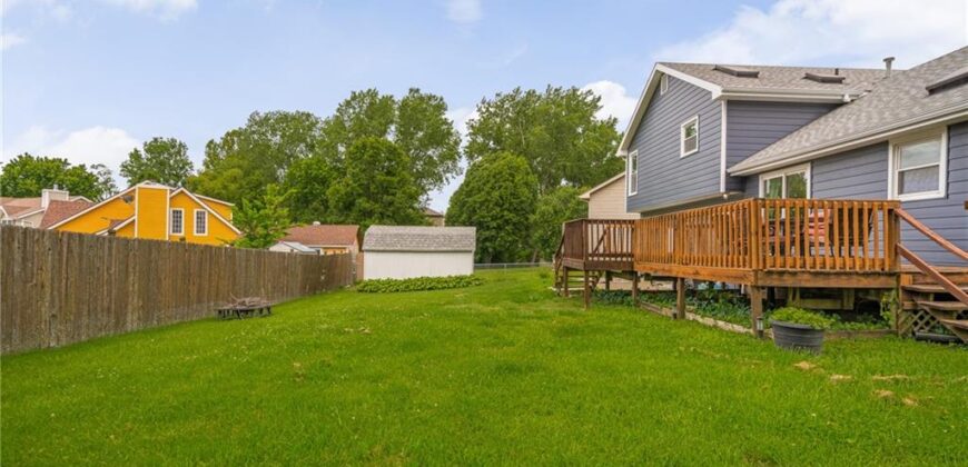 7305 Erika Court, Pleasant Valley, MO 64068