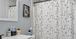 814 W 7th Avenue, Kearney, MO 64060