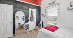 814 W 7th Avenue, Kearney, MO 64060