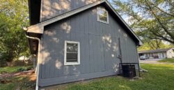 206 W Lawrence Street, Kearney, MO 64060