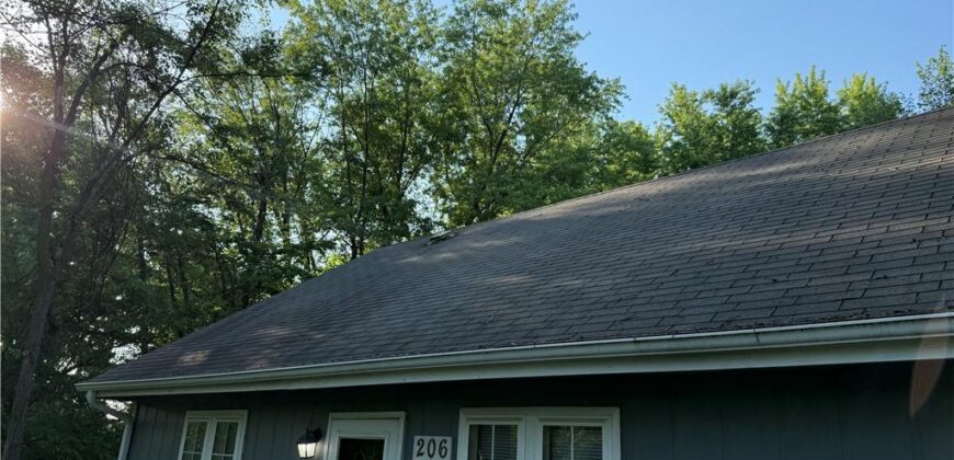 206 W Lawrence Street, Kearney, MO 64060