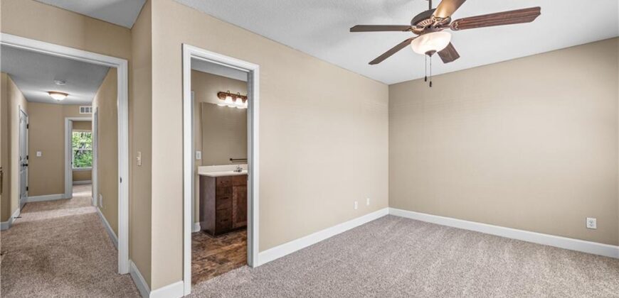 3850 NW 94th Street, Kansas City, MO 64154