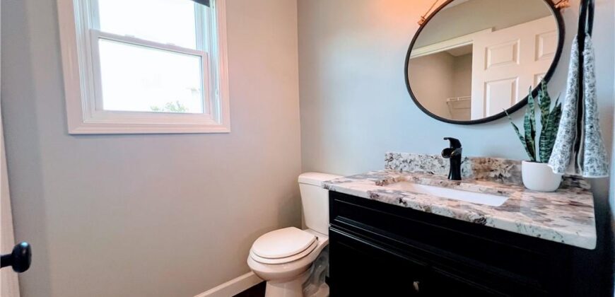 1702 NE 101st Court, Kansas City, MO 64155
