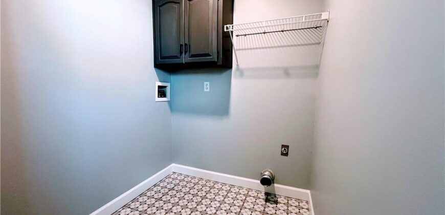 1702 NE 101st Court, Kansas City, MO 64155