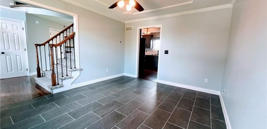 1702 NE 101st Court, Kansas City, MO 64155