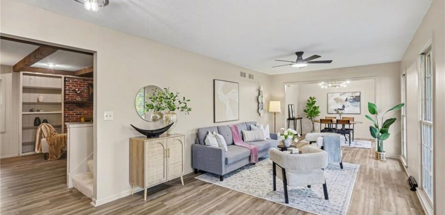4811 Waukomis Drive, Kansas City, MO 64151