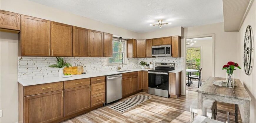 4811 Waukomis Drive, Kansas City, MO 64151