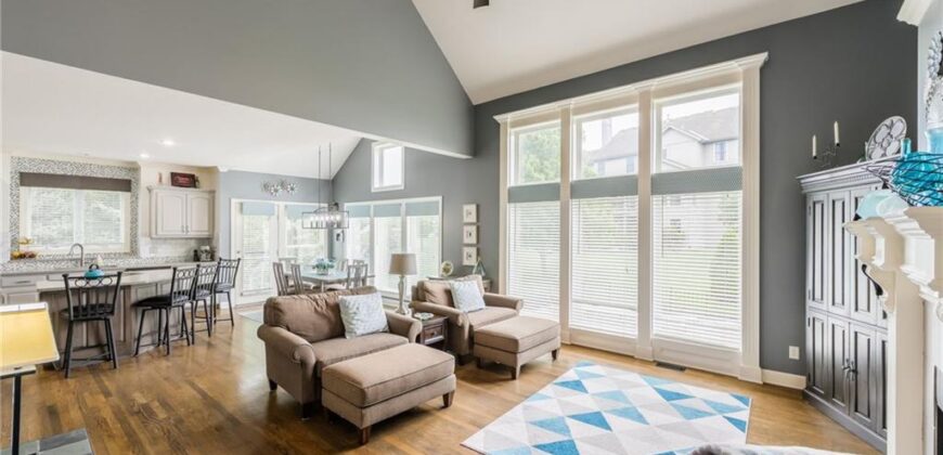 9623 N Crescent Court, Kansas City, MO 64157