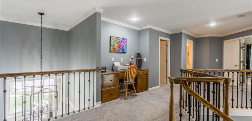9623 N Crescent Court, Kansas City, MO 64157