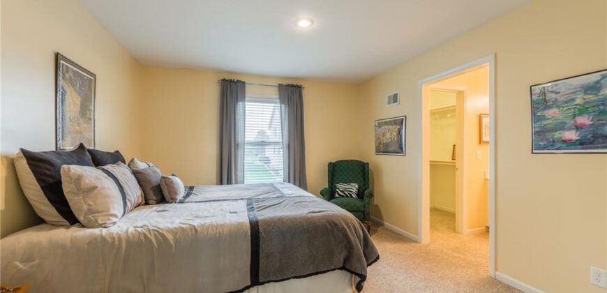 9623 N Crescent Court, Kansas City, MO 64157