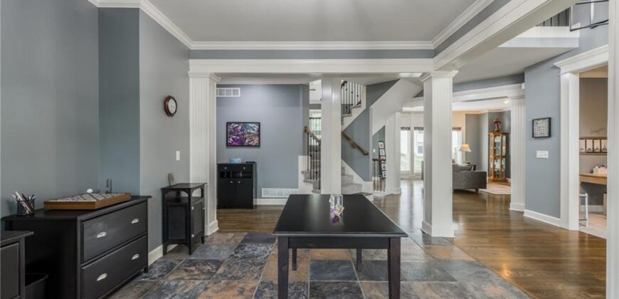 9623 N Crescent Court, Kansas City, MO 64157