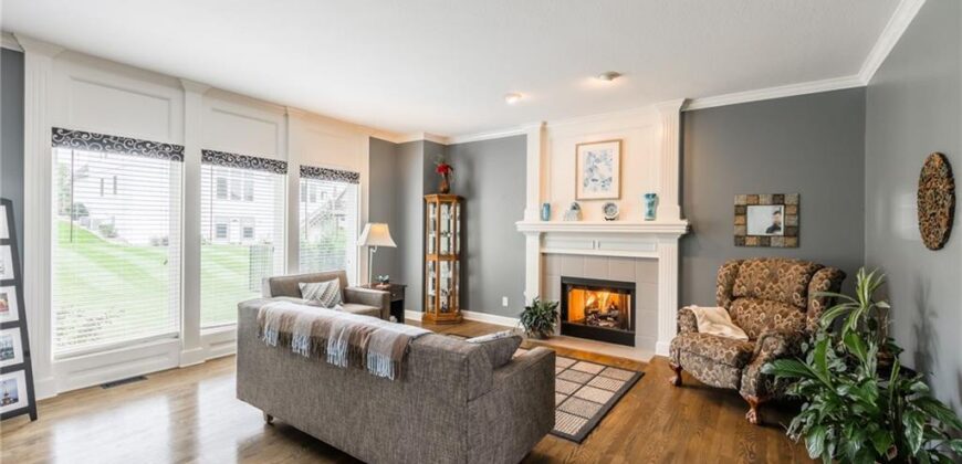 9623 N Crescent Court, Kansas City, MO 64157