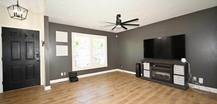 8505 N Mcdonald Avenue, Kansas City, MO 64153