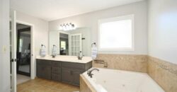 8505 N Mcdonald Avenue, Kansas City, MO 64153