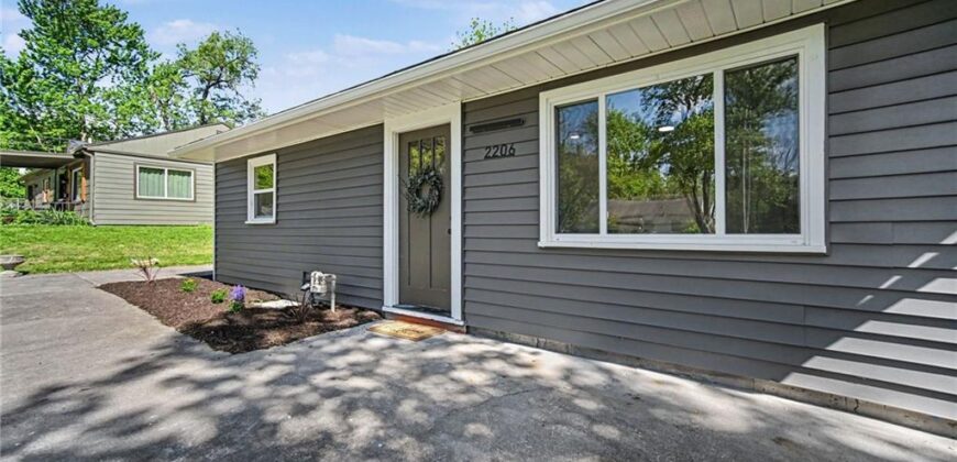 2206 NE 58th Terrace, Gladstone, MO 64118