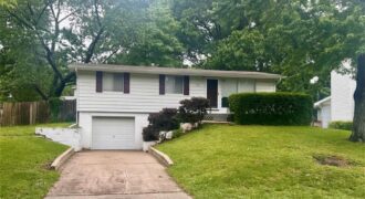 5914 N Euclid Avenue, Gladstone, MO 64118