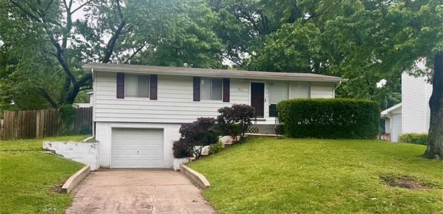 5914 N Euclid Avenue, Gladstone, MO 64118