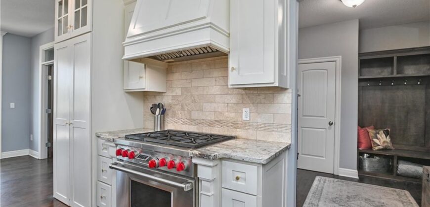 4140 N Redbud Lane, Riverside, MO 64150