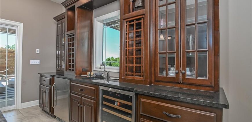 4140 N Redbud Lane, Riverside, MO 64150