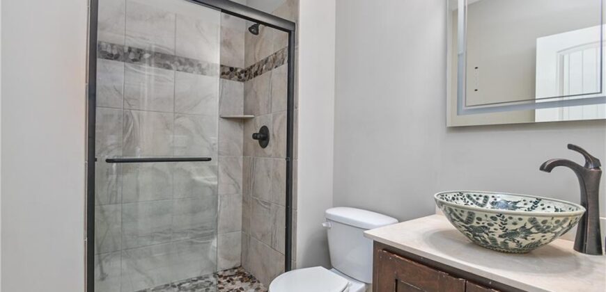4140 N Redbud Lane, Riverside, MO 64150