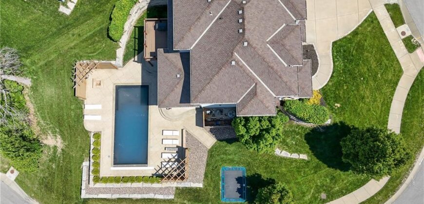 4140 N Redbud Lane, Riverside, MO 64150