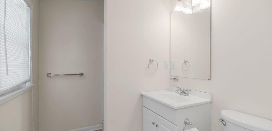 6706 N Bellefontaine Avenue, Gladstone, MO 64119