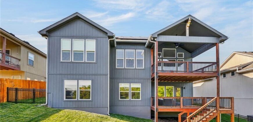 8695 NW 74th Street, Kansas City, MO 64152