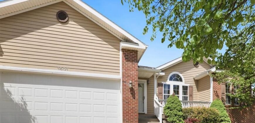1501 Fox Run Trail, Platte City, MO 64079