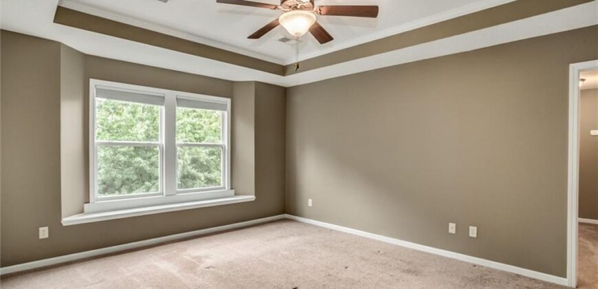 18109 Guinevere Court, Smithville, MO 64089