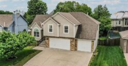 18109 Guinevere Court, Smithville, MO 64089