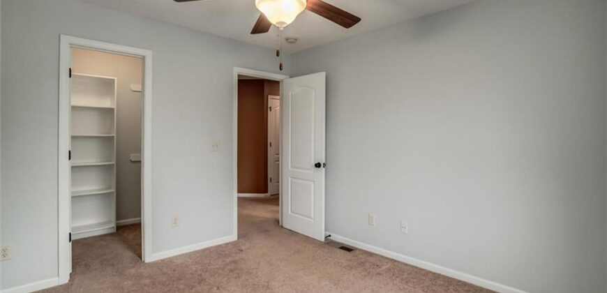 18109 Guinevere Court, Smithville, MO 64089