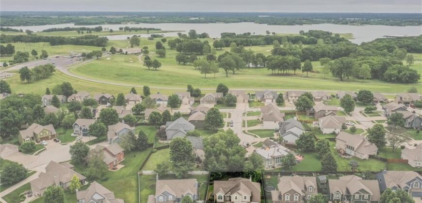 18109 Guinevere Court, Smithville, MO 64089